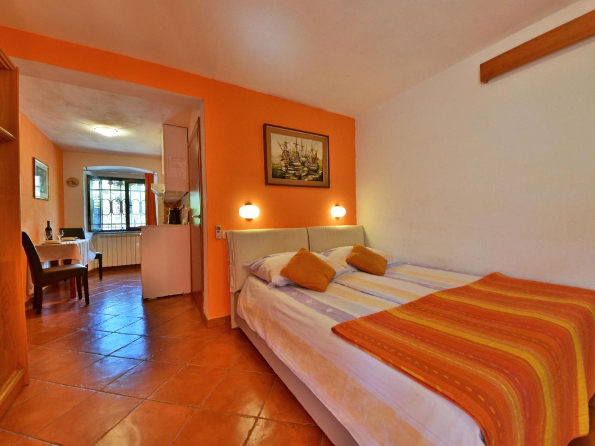 Lovrano-2 By Interhome *